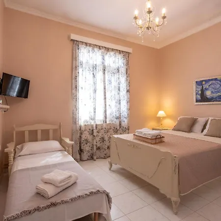 Patriko Retro House בית נופש